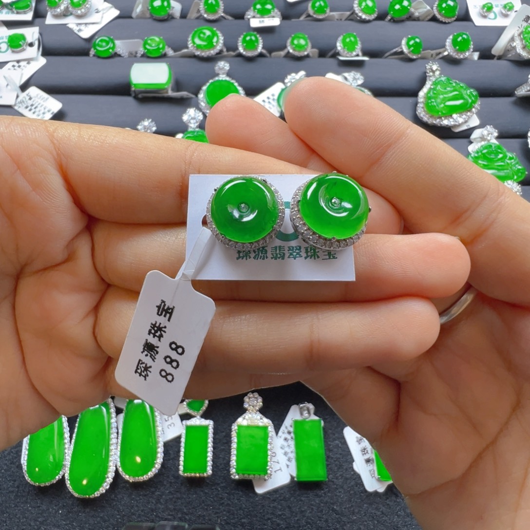 翡翠银S925镶嵌颈饰