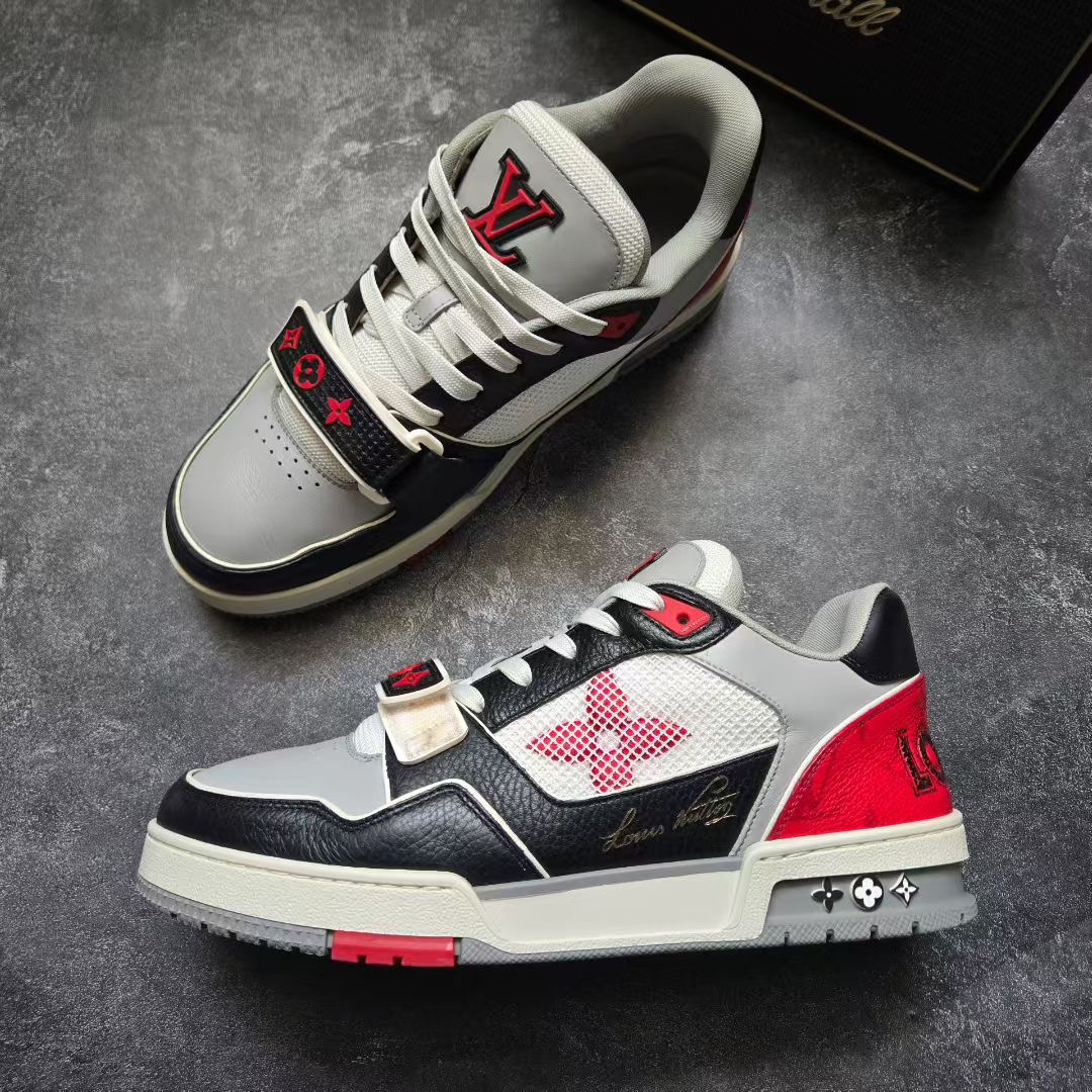 99新 LouisVuitton/路易威登 41码 TRAINER 黑红魔术贴 鞋