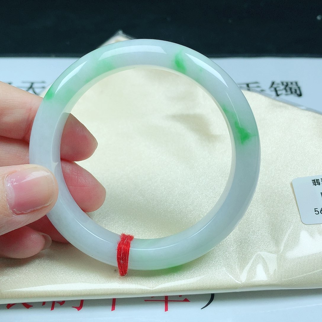 翡翠手镯未镶嵌5806正