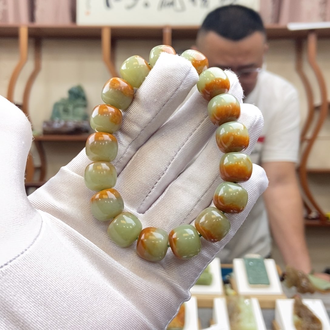 透闪石质玉未镶嵌手链