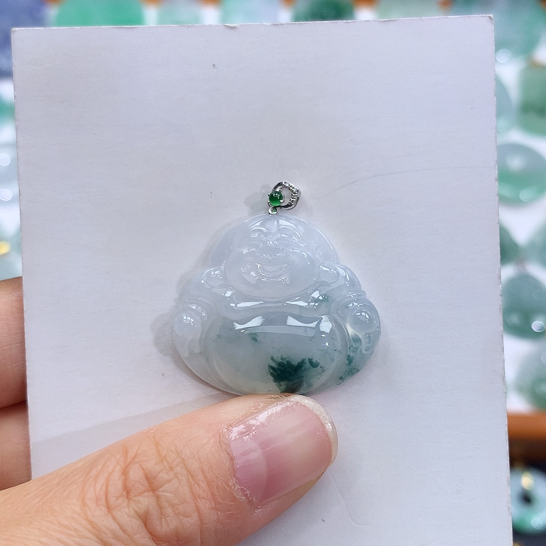 德****翡翠18K金镶嵌颈饰翡翠吊坠