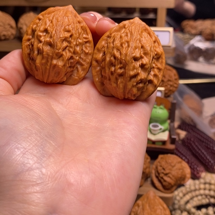 桃核吊坠8****ɞ全品大红袍