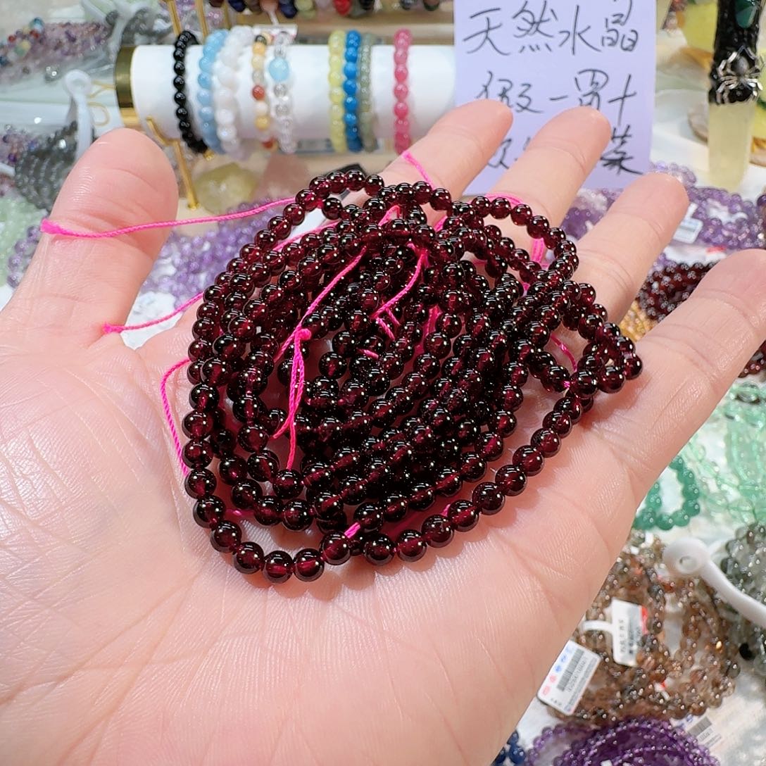 水晶手链未镶嵌石榴石