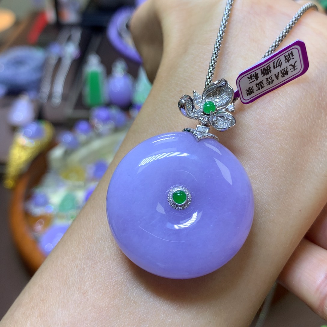 【闪购商品】翡翠颈饰18K金镶嵌翡翠