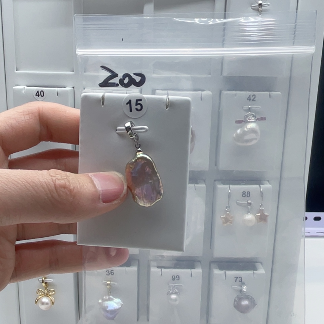 合金淡水珍珠颈饰