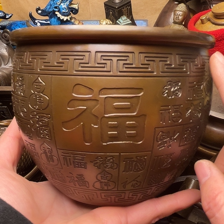 精美铜器批发档口