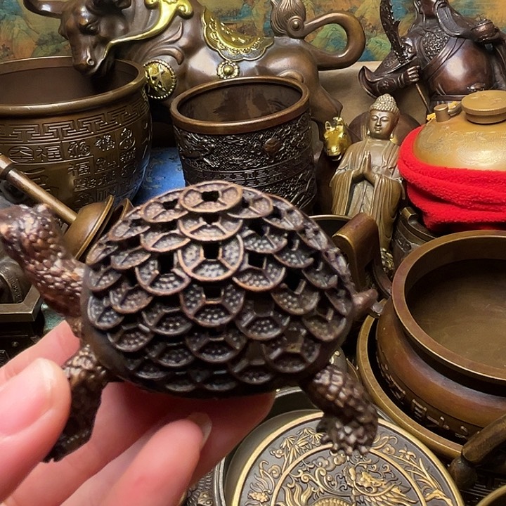 精美铜器批发档口