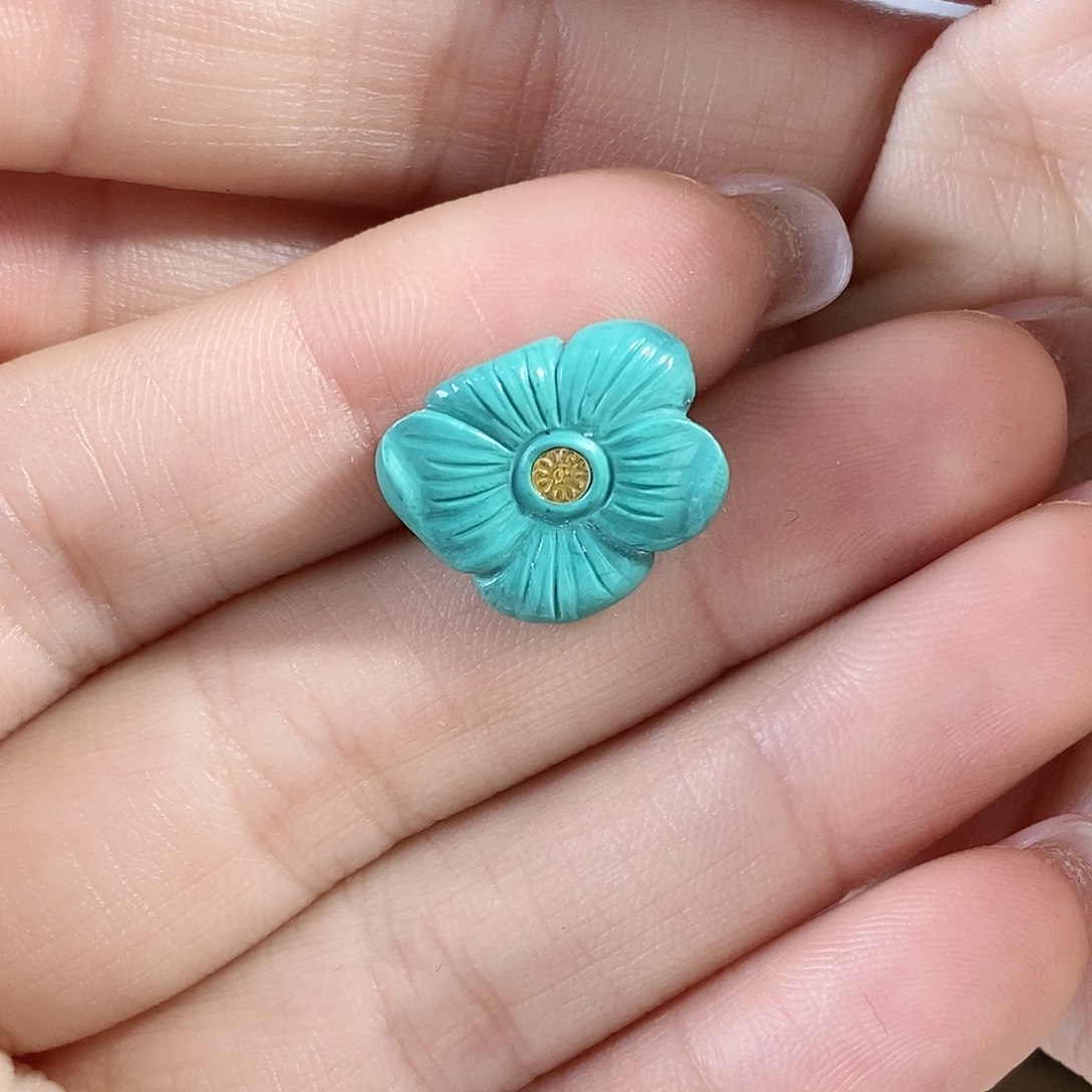 绿松石未镶嵌珠宝奇石