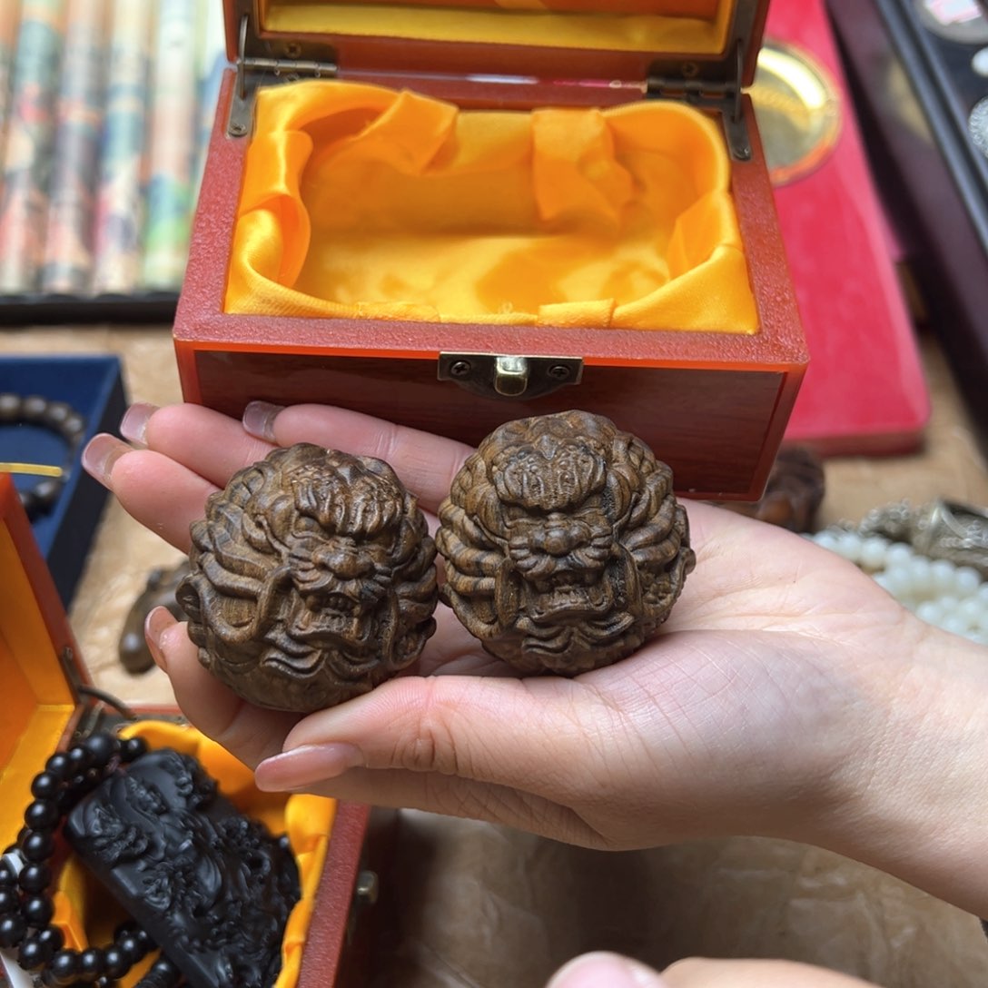 滴血莲花菩提吊坠