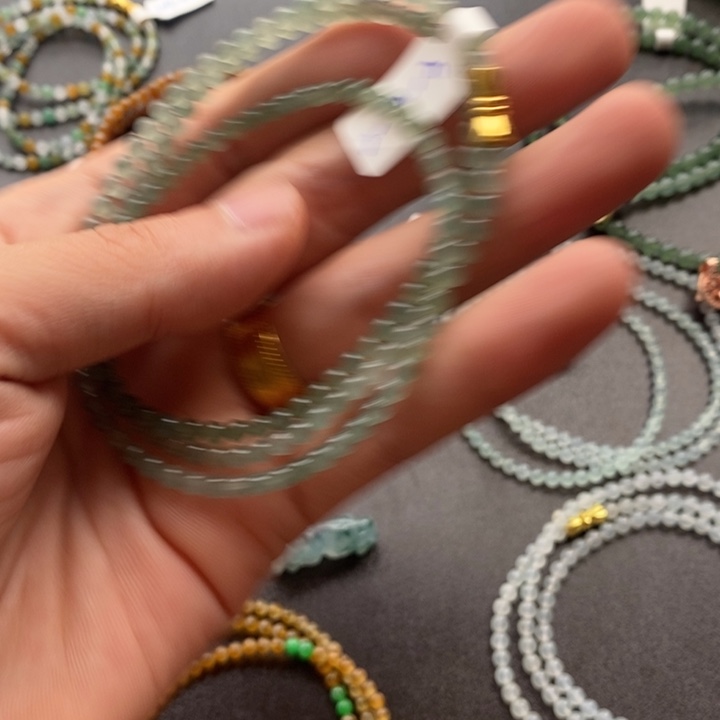 翡翠未镶嵌吊坠(不含链)贝*