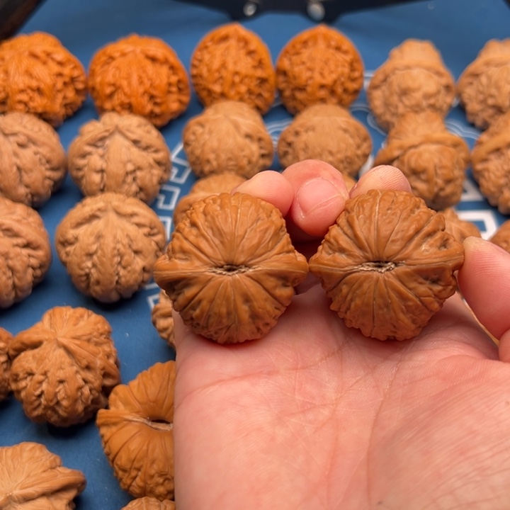 文玩核桃把件！***？铁锤