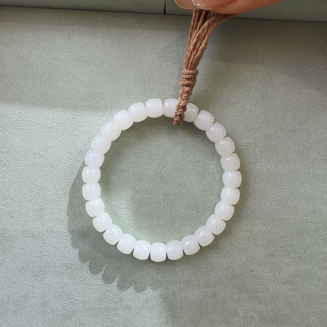 H***x和田玉未镶嵌手串