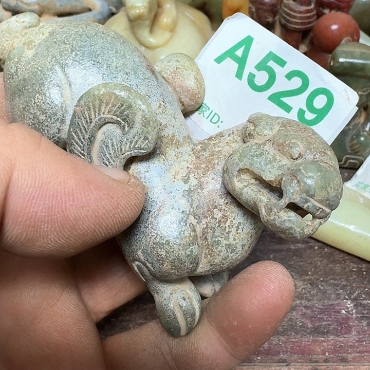 和田玉颈饰未镶嵌星****店