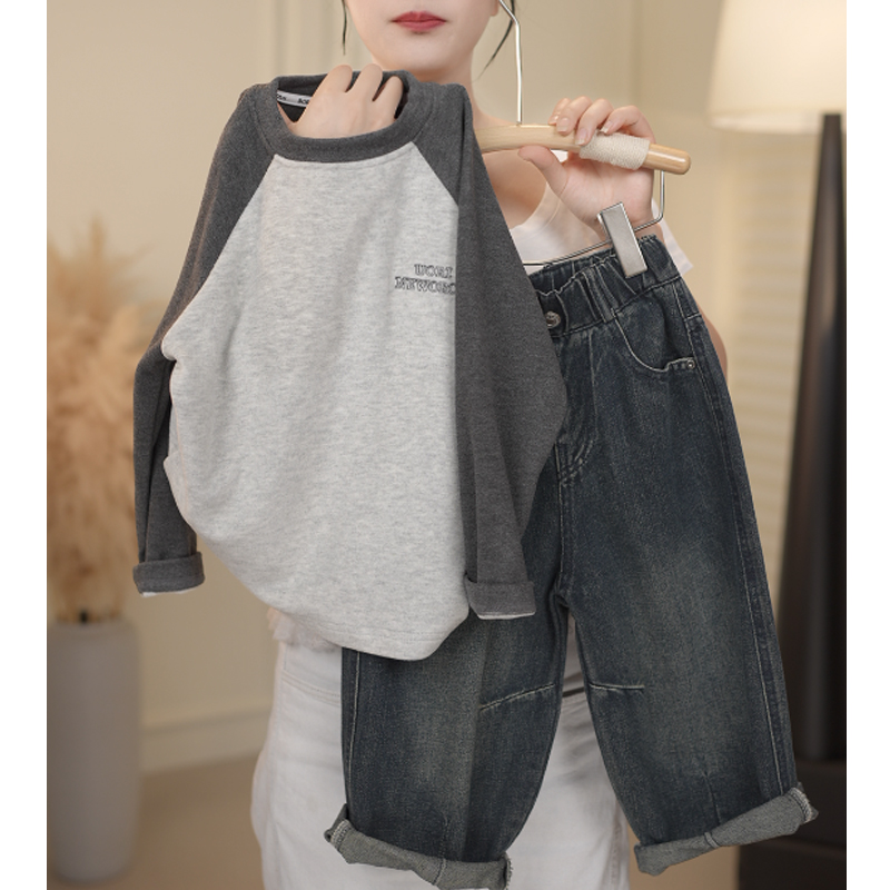 儿童宽松百搭秋冬新款儿童磨毛打底衫宝宝薄绒卫衣