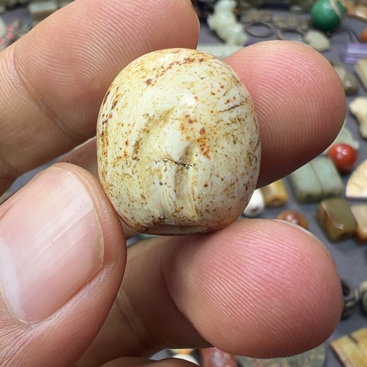 摆件摆件……………………