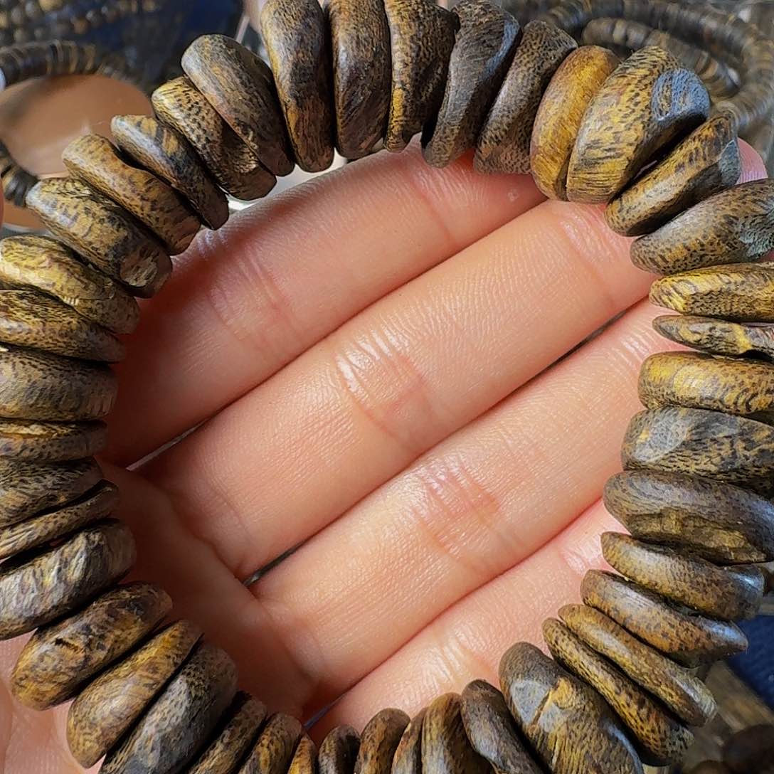 沉香手串牛肉干27克