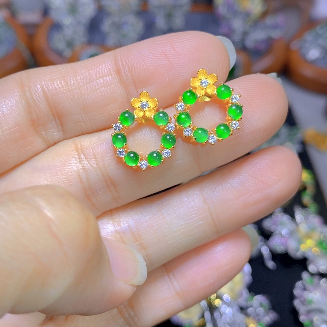 翡翠颈饰银S925镶嵌天然翡翠