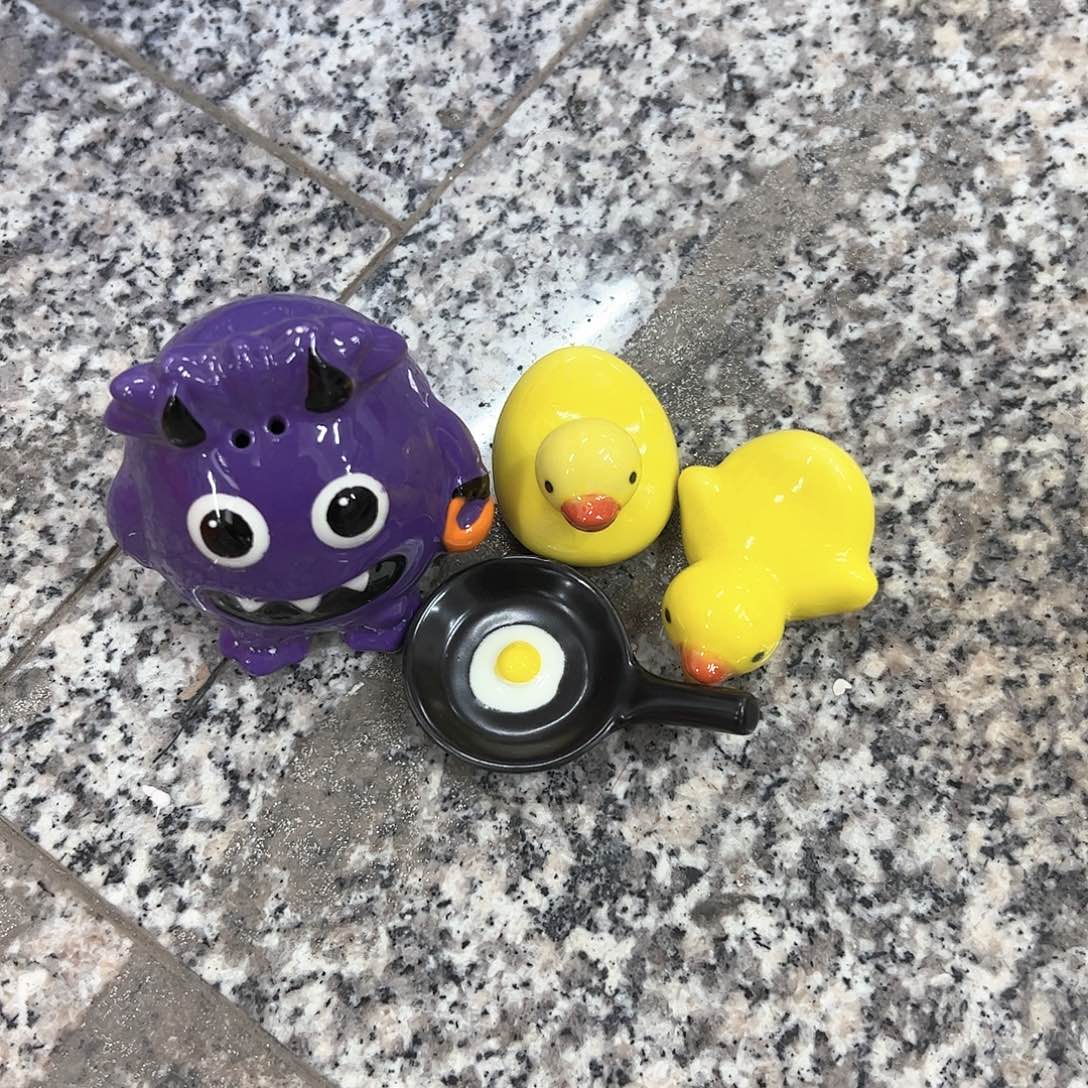 K****m陶瓷瑕疵磕碰封釉，完美主义者慎拍！