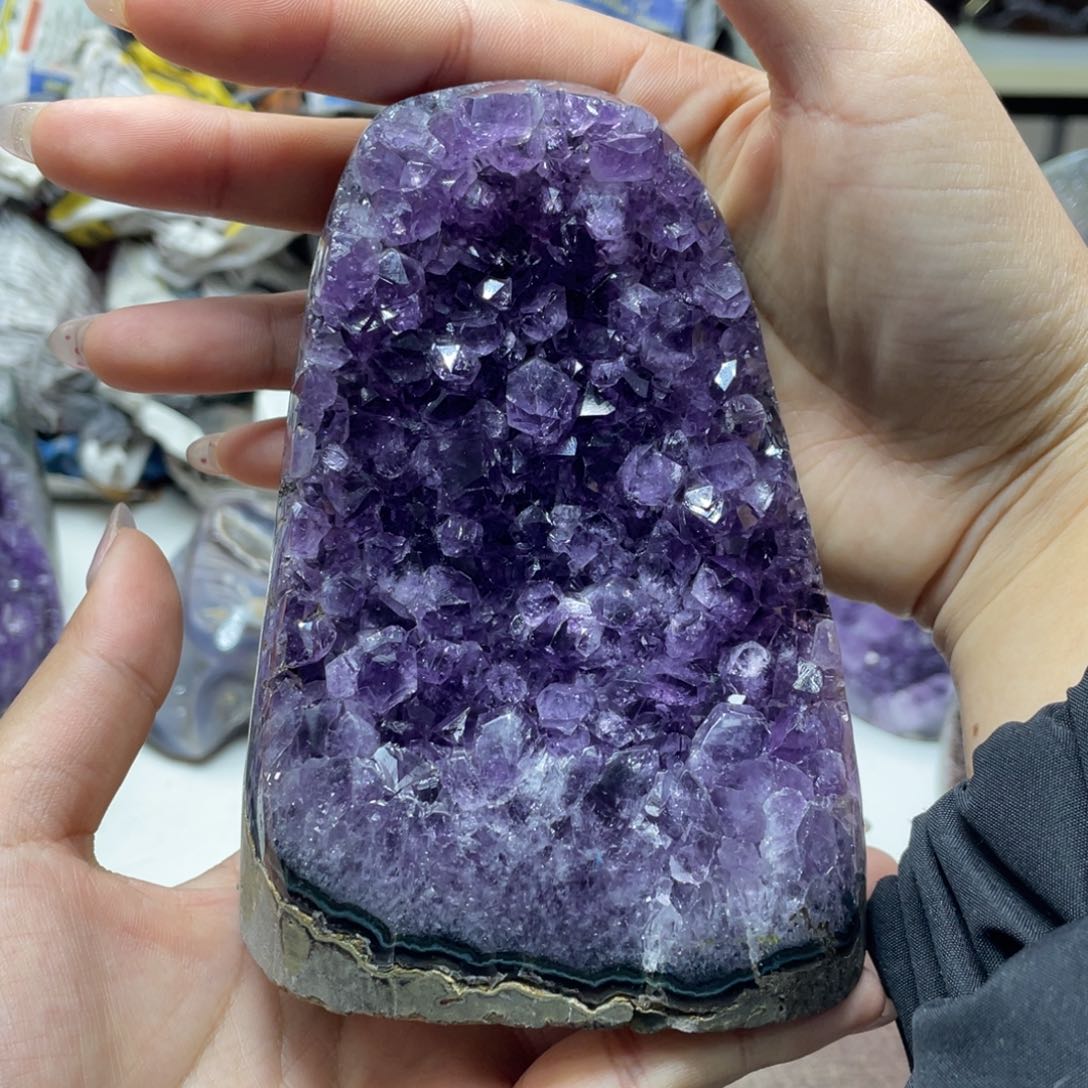 紫晶大型摆件（非配饰）未镶嵌