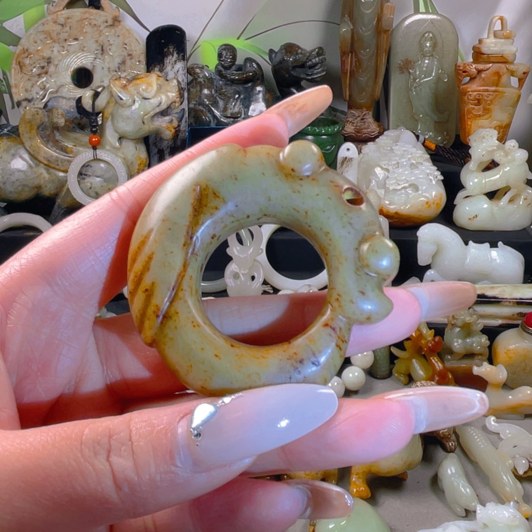 和田玉挂件未镶嵌4