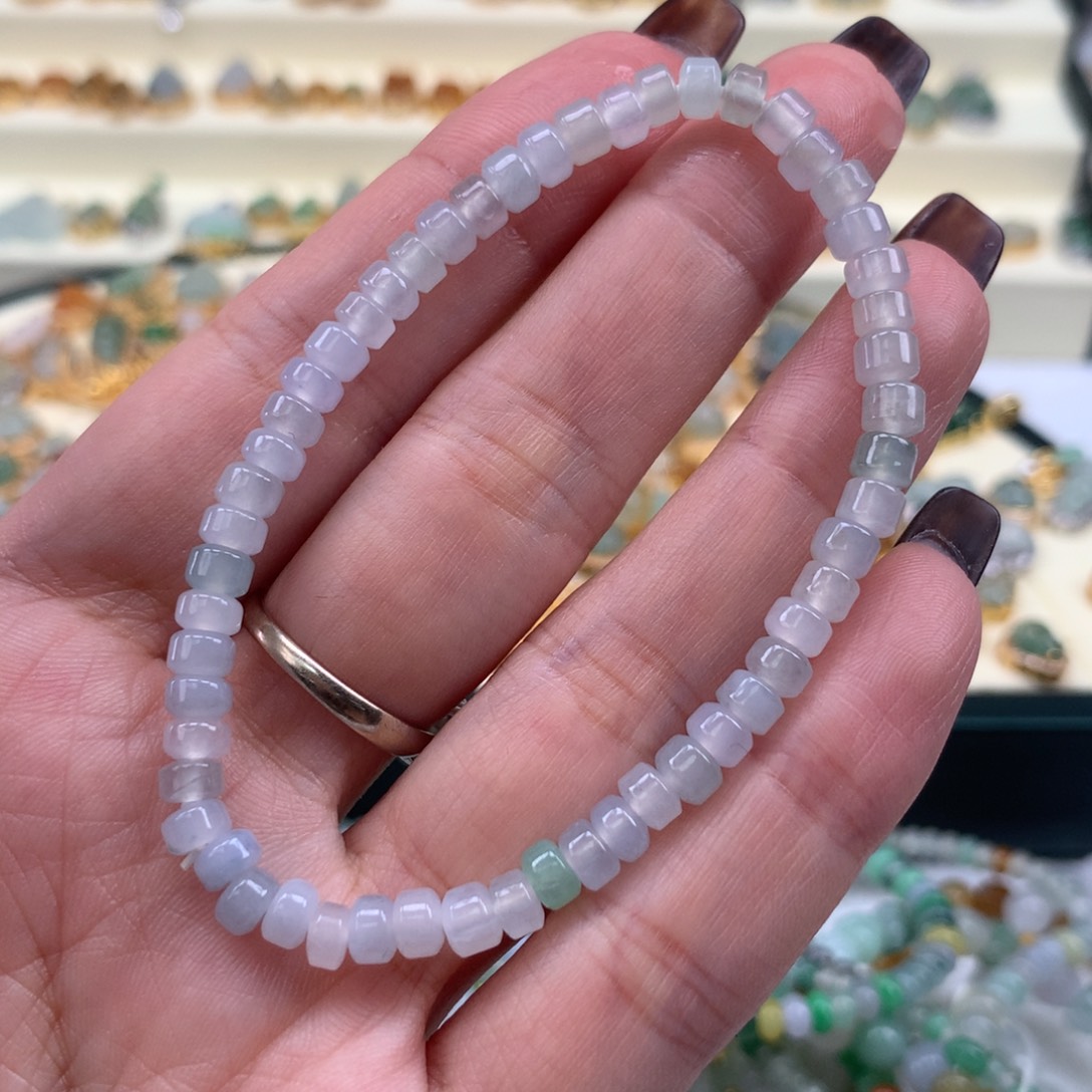翡翠散珠桶珠手串