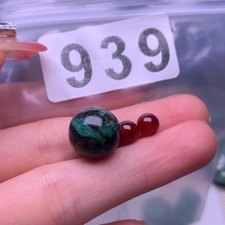 南红玛瑙未镶嵌珠宝奇石