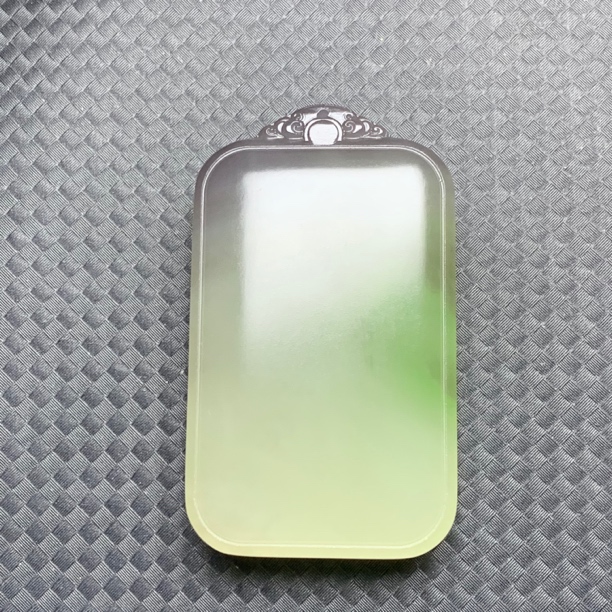 新品和田玉冰低翠青三色无事牌