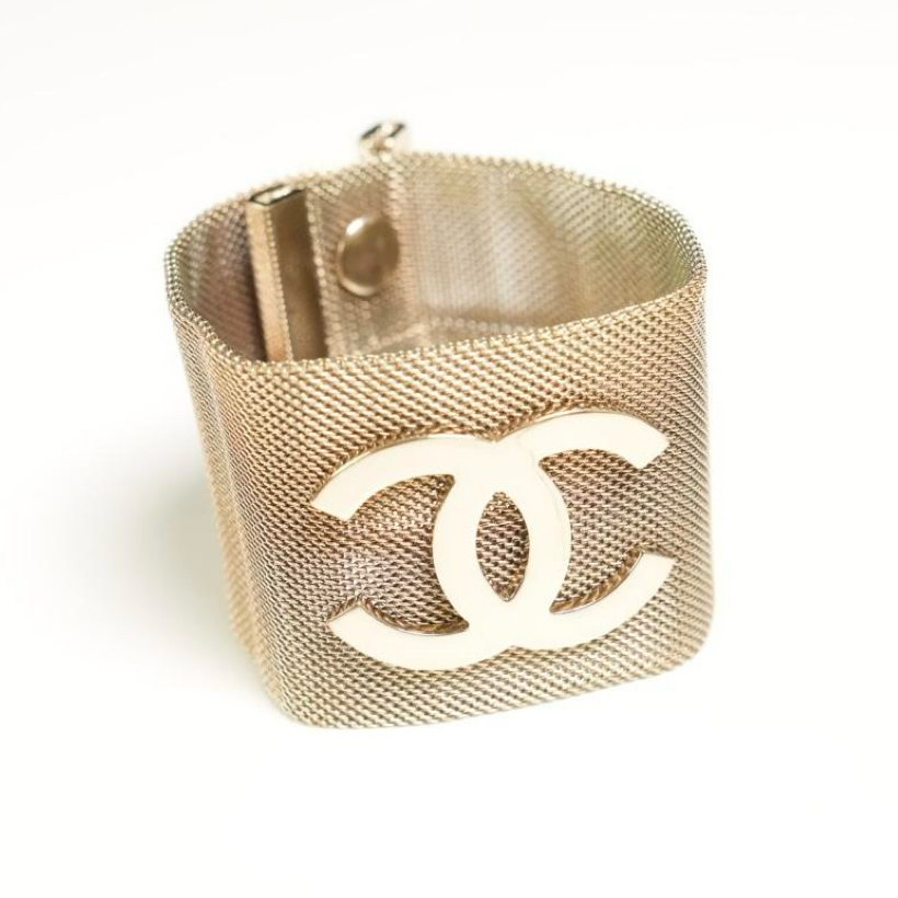 Chanel 金色双C编织软手镯