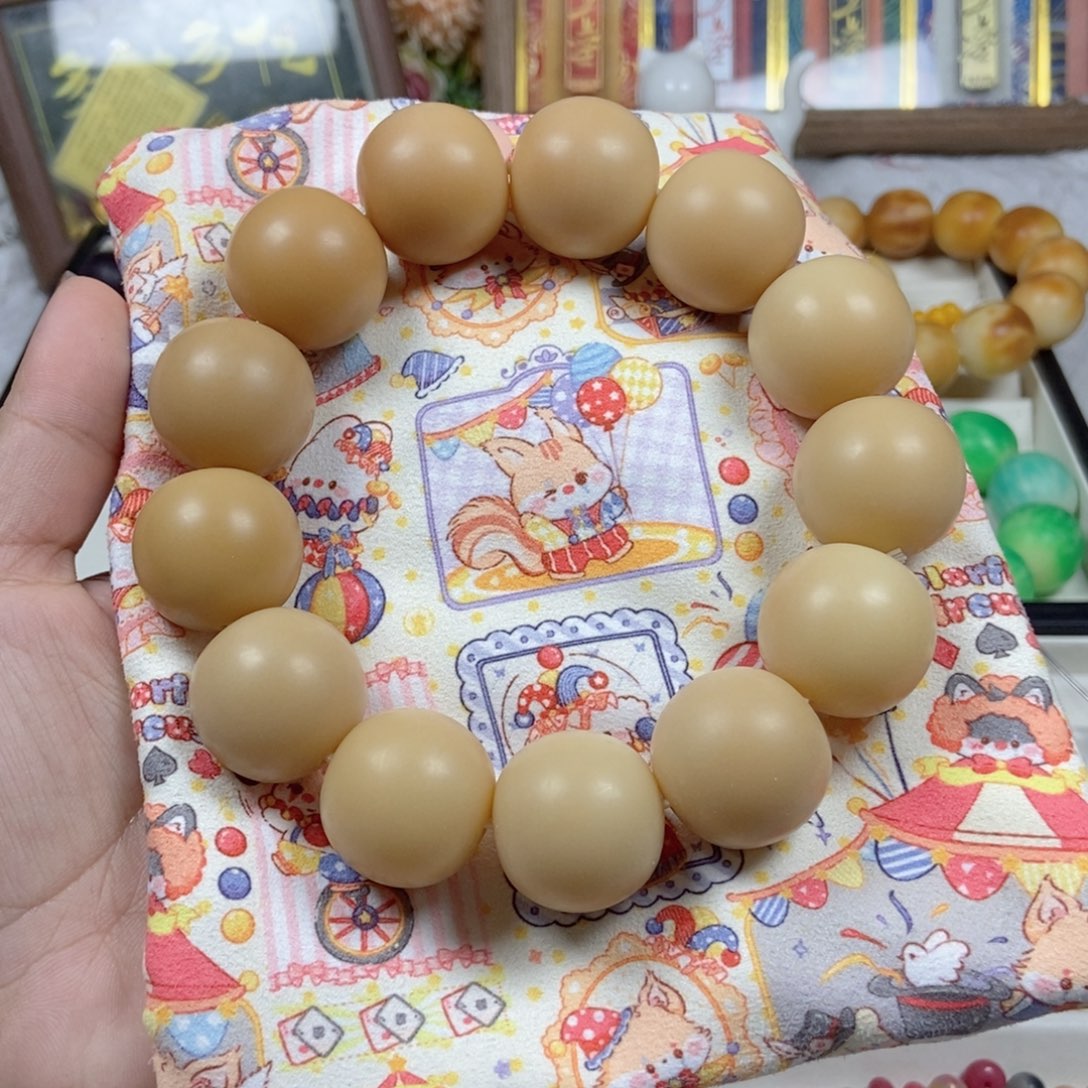 菩提根/象牙果手串卡24 原生态 混瑕