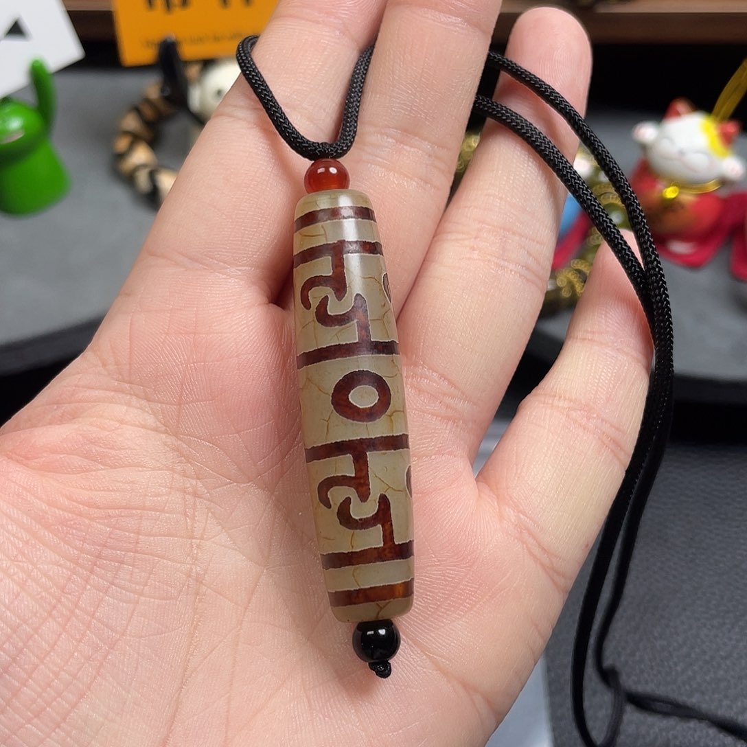 A***饰玛瑙/玉髓未镶嵌颈饰