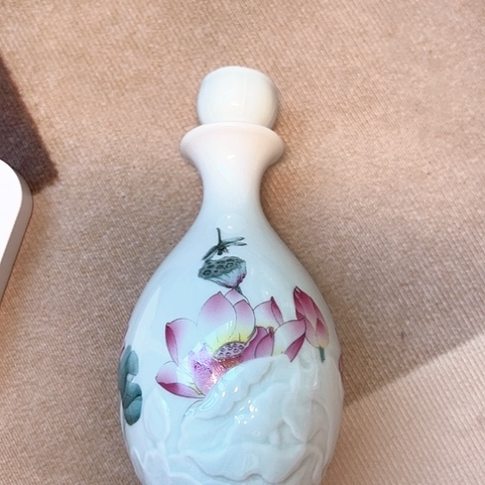 微瑕375毫升荷花2个