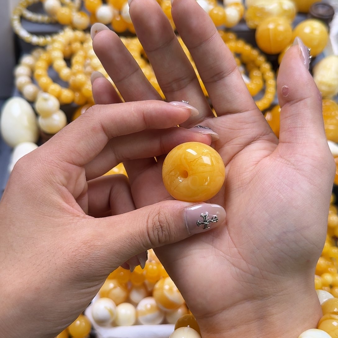 蜜蜡珠宝奇石未镶嵌墩子