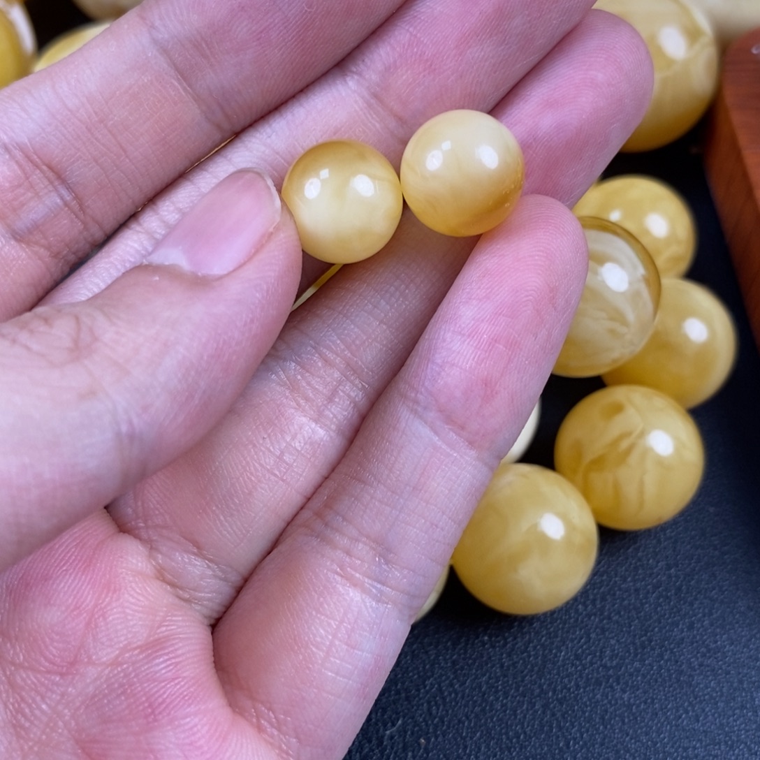 琥珀未镶嵌珠宝奇石57