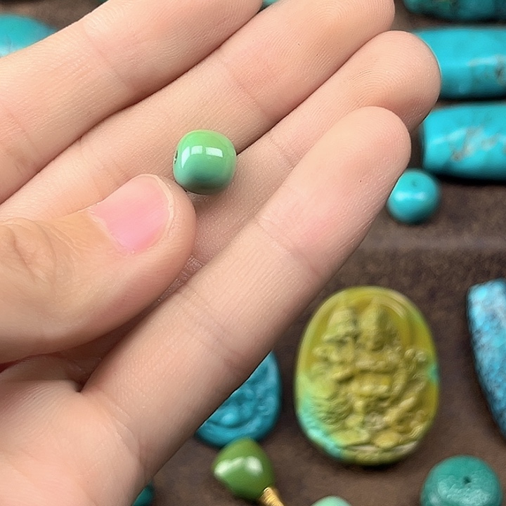 绿松石未镶嵌绿松石