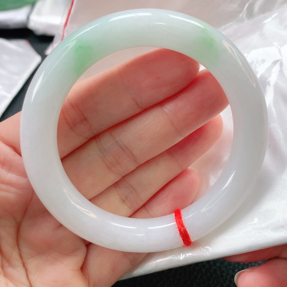 未镶嵌手镯翡翠56.6圆