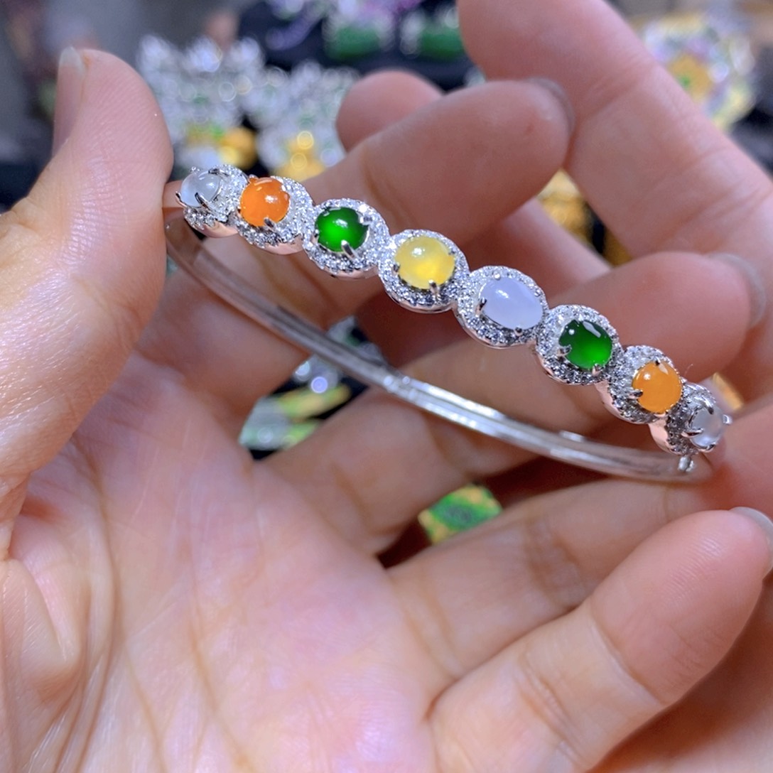 翡翠耳钉银S925镶嵌天然翡翠