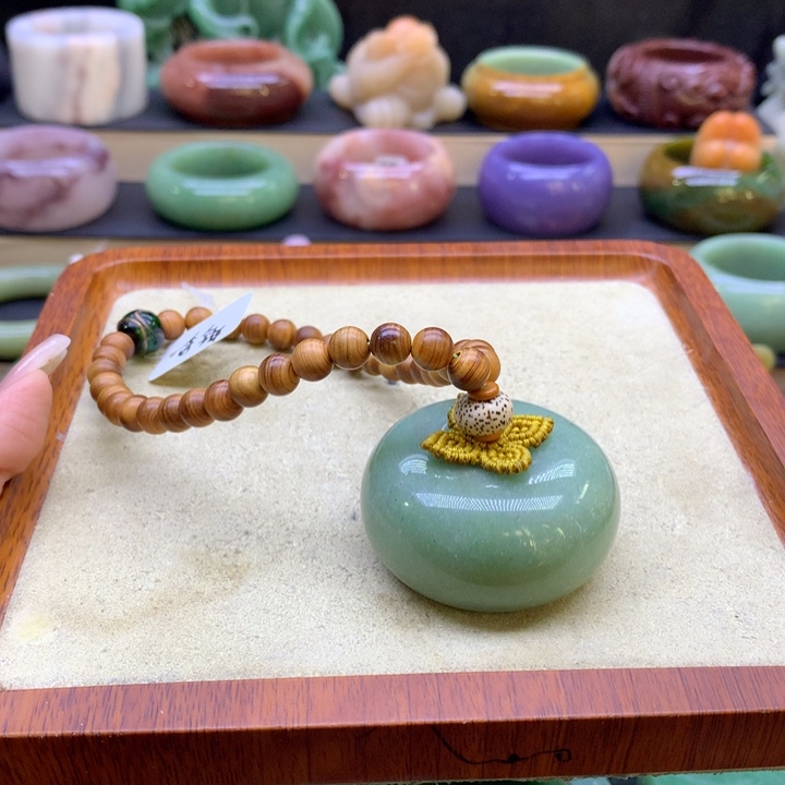 石英岩玉未镶嵌13468975444