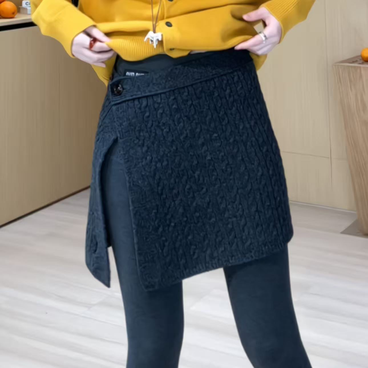 欧尼私服2025秋冬新款休闲风麻花竖坑条两粒扣针织屁帘2512C9208