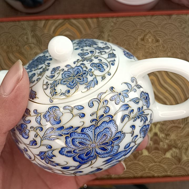 西施壶，青花。。。。。。。