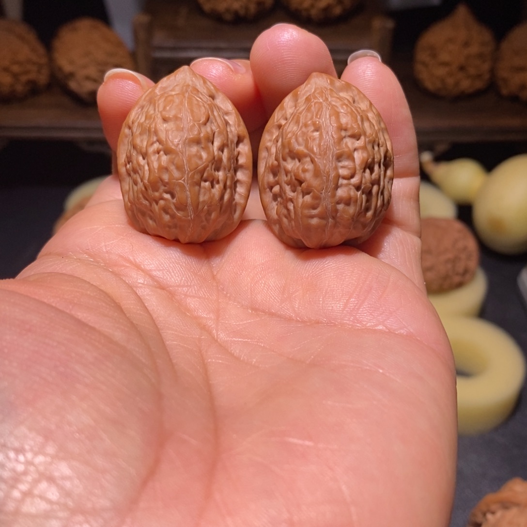 文玩核桃吊坠平谷舍利