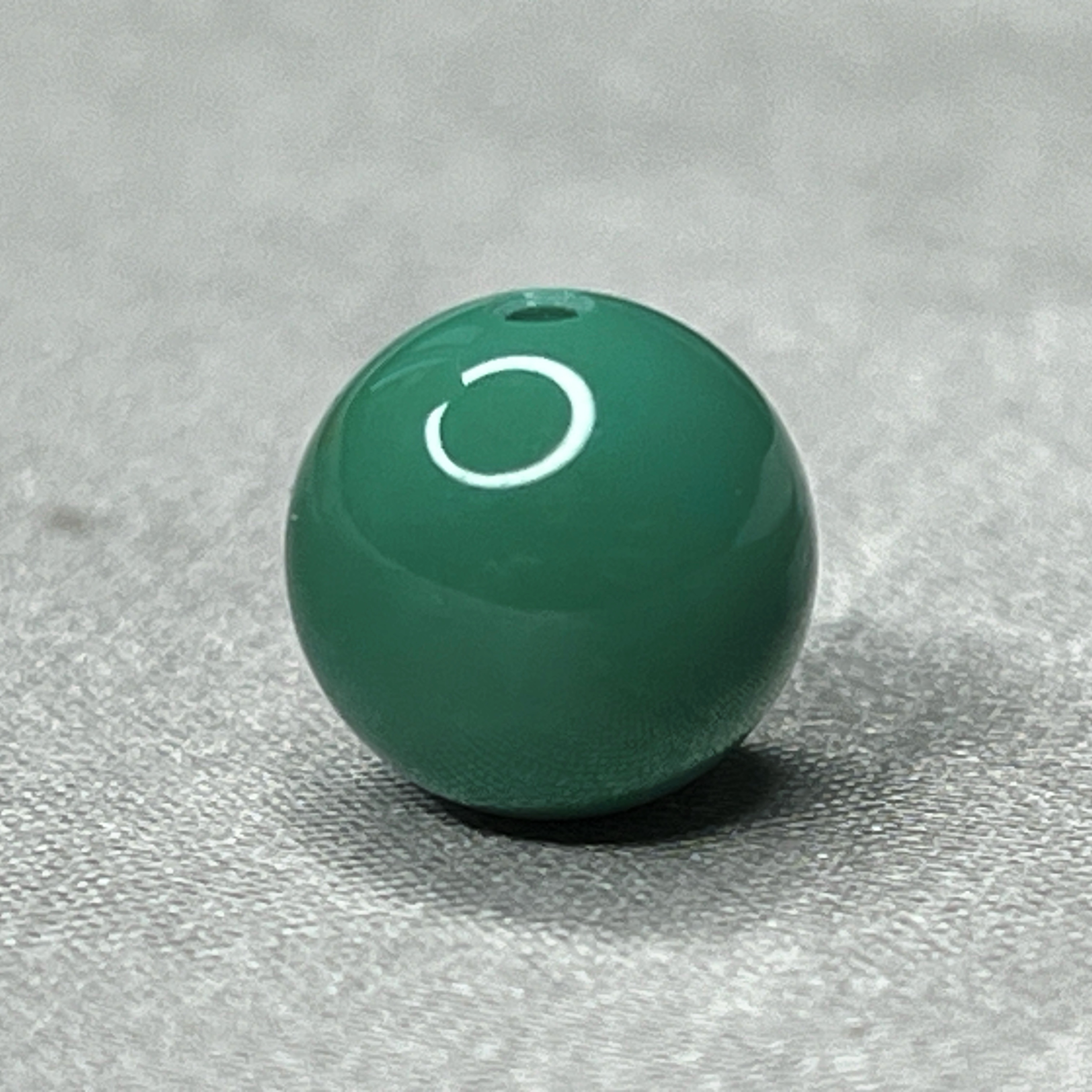 高品质微水波纹绿松圆珠，直径9.8mm重1.31克