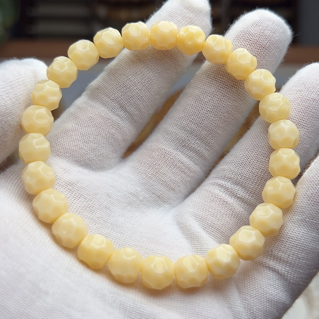手串菩提根/象牙果卡10 SSS级【驼骨】黄透料无相T5
