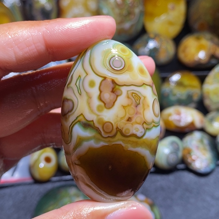 未镶嵌玛瑙/玉髓珠宝奇石