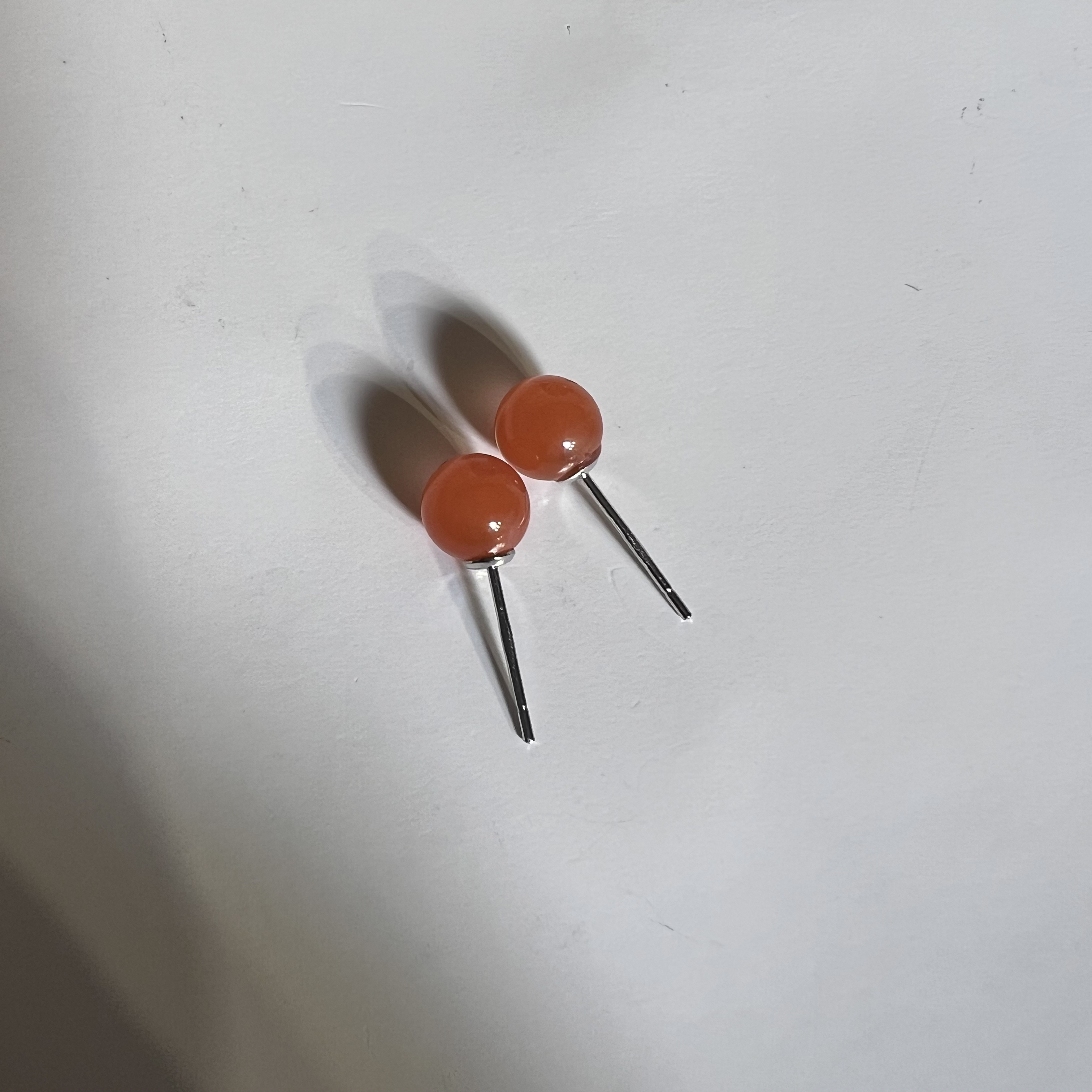 S925银6mm天然南红玛瑙耳钉多样性发一