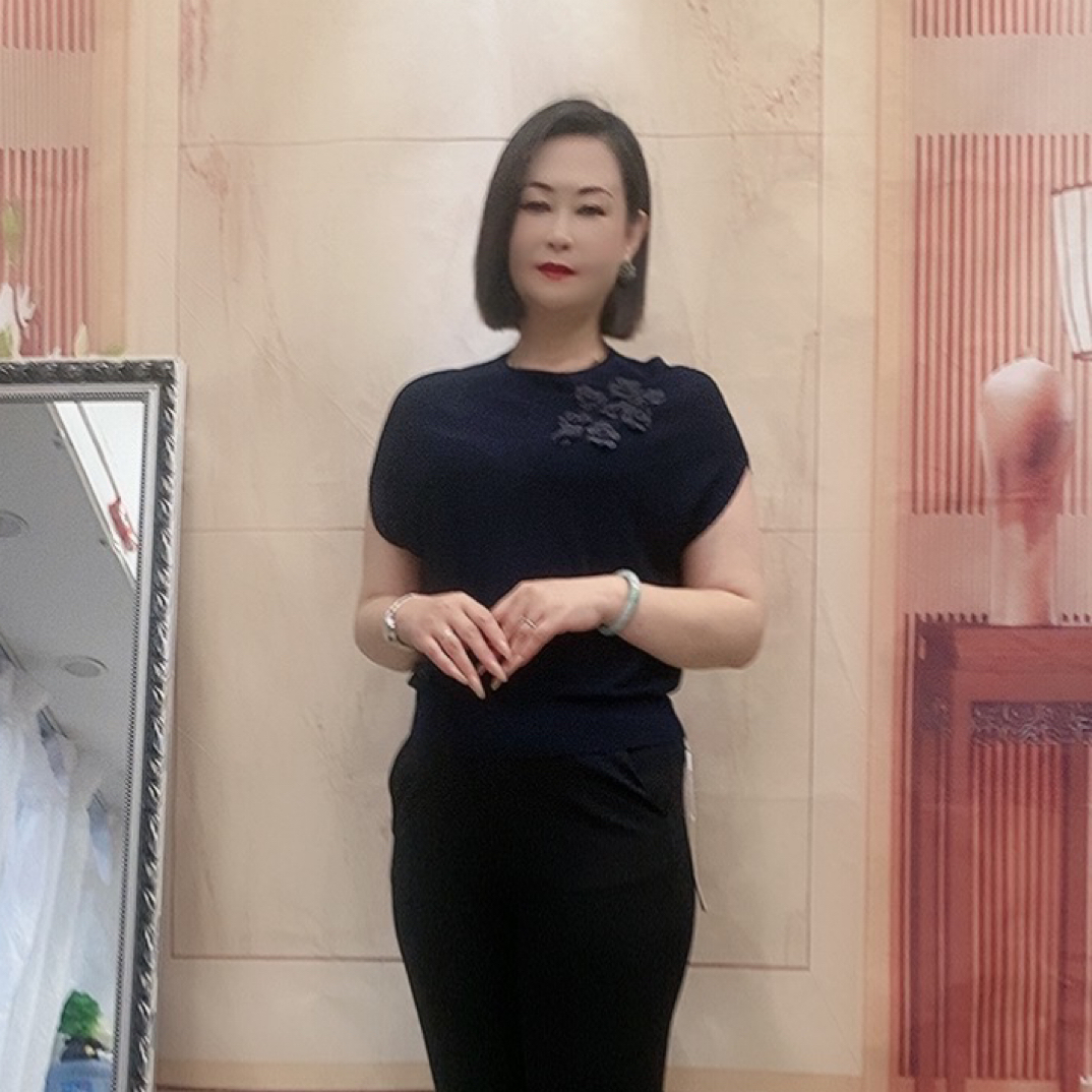 25790圆领立体花衫