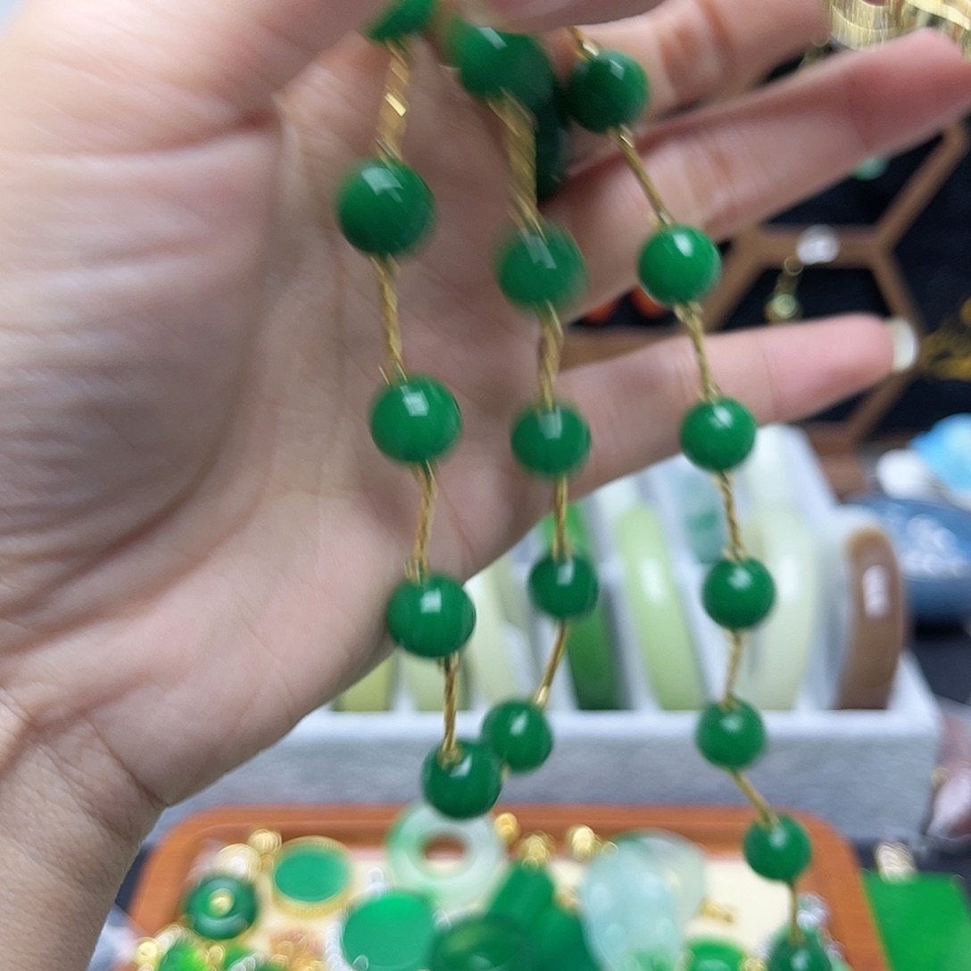 翡翠未镶嵌耳饰满天星大