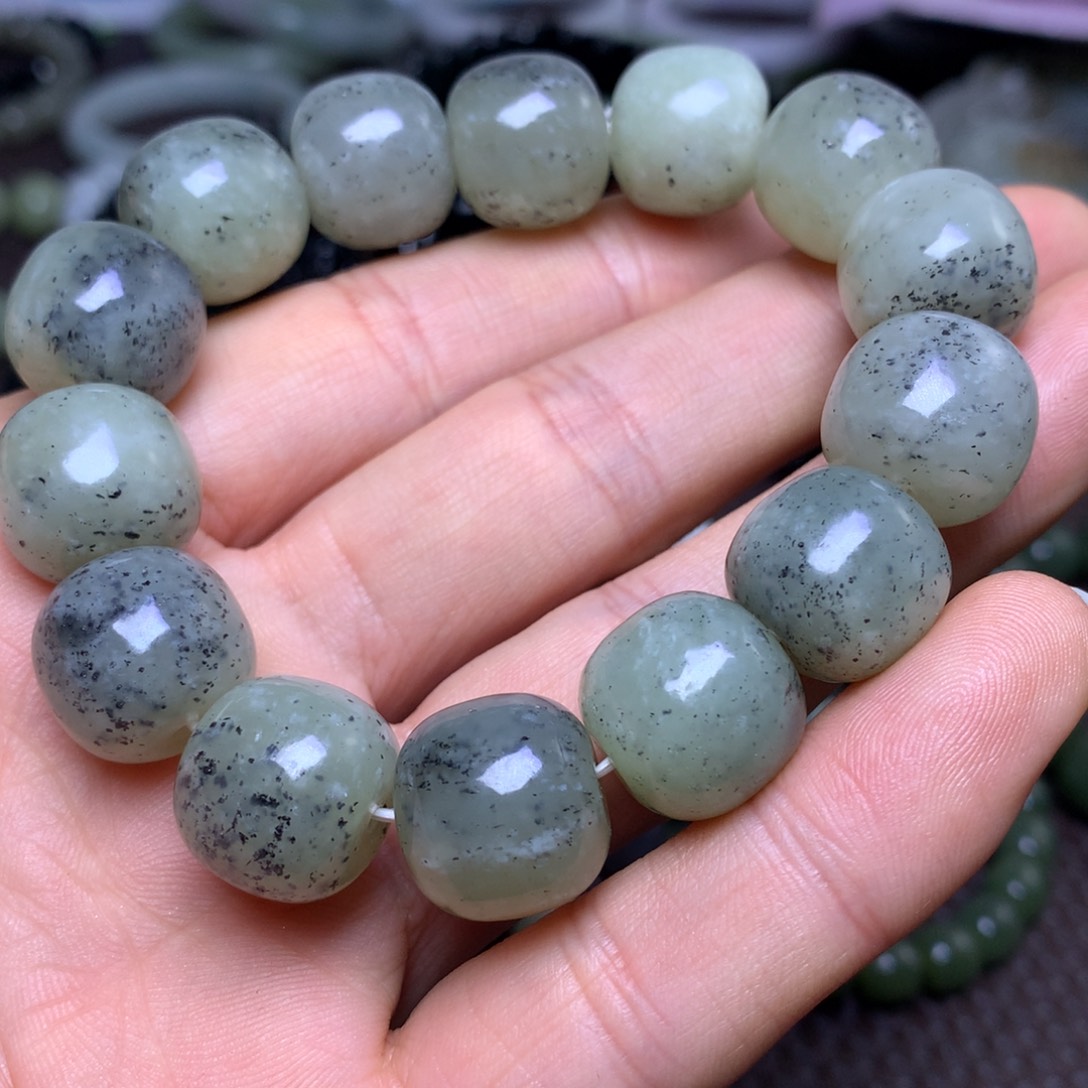 未镶嵌手串和田玉