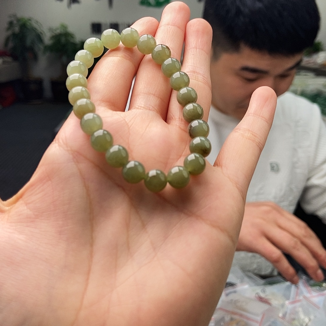 和田玉未镶嵌颈饰手串 颜色多样性发拍一发一