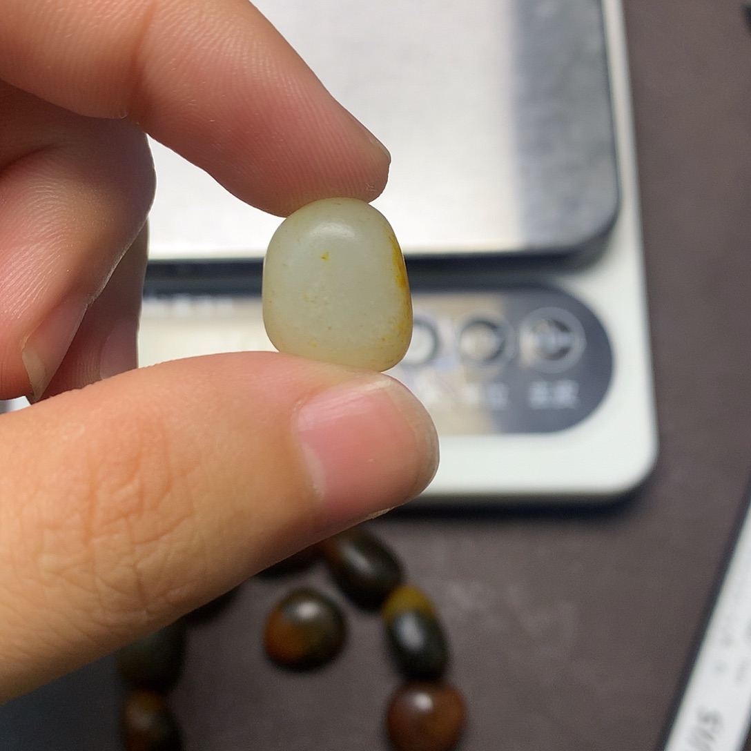 和田玉（糖玉）未镶嵌挂件