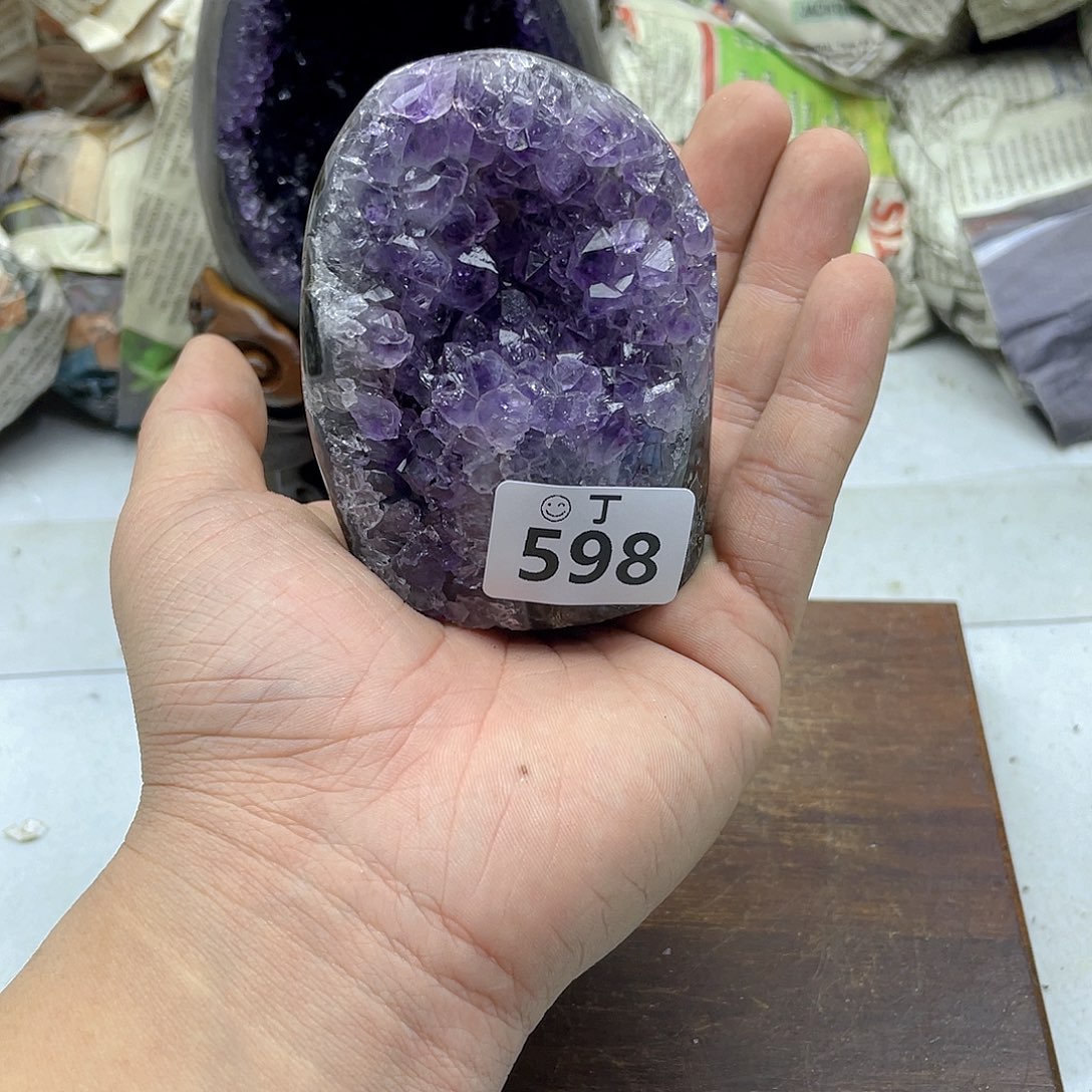 紫晶大型摆件（非配饰）未镶嵌